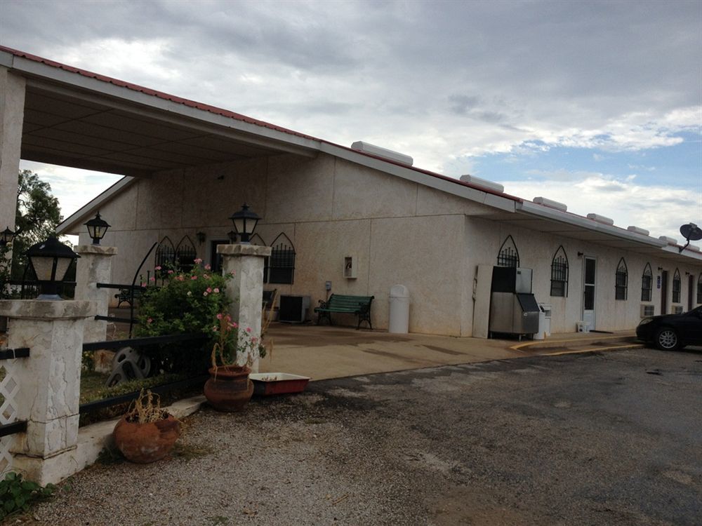 Albany Inn & Rv Campground ภายนอก รูปภาพ