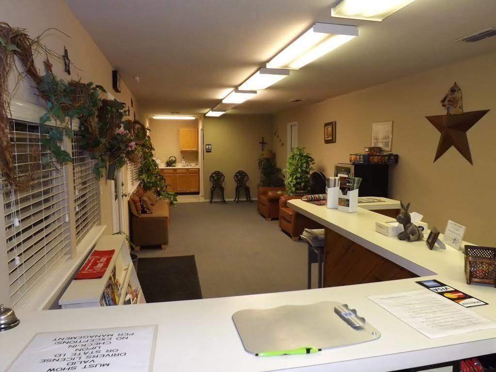 Albany Inn & Rv Campground ภายนอก รูปภาพ